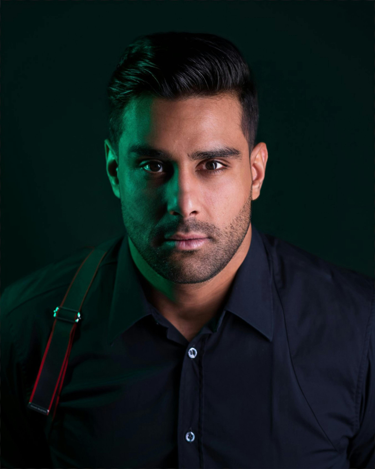 تصميم عرض تقديمي احترافي وجذاب بـ Canva أو PowerPoint (حتى 10 شرائح)